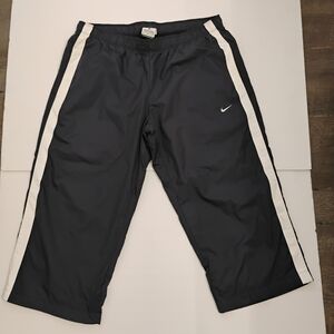 Nike Capri Pants Size M